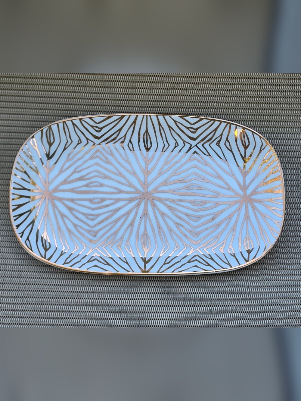 Elegant White and Gold Decorative Catchall Tray